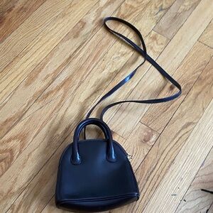 Elegant Brown Leather Handbag with strap also to use as crossbody. Made in Italy